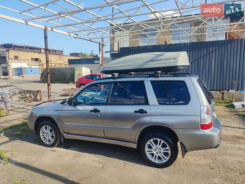 Внедорожник / Кроссовер Subaru Forester 2007 в Киеве