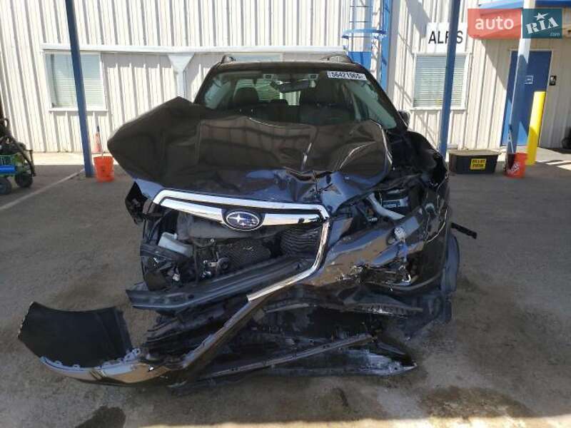 Внедорожник / Кроссовер Subaru Forester 2018 в Львове