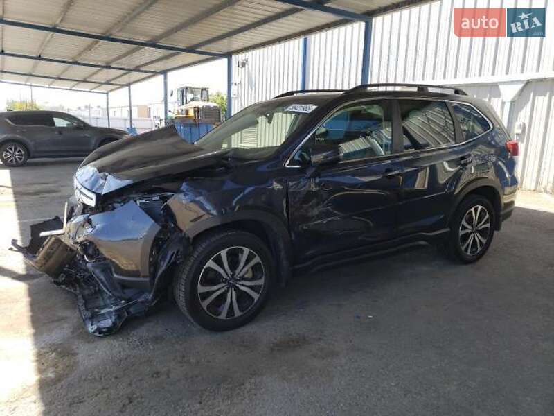 Внедорожник / Кроссовер Subaru Forester 2018 в Львове