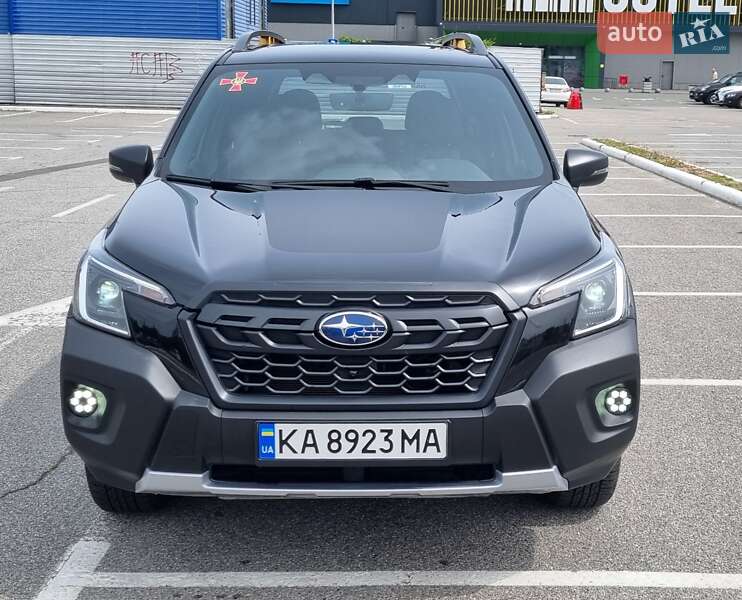 Внедорожник / Кроссовер Subaru Forester 2022 в Киеве