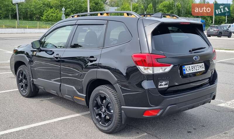 Внедорожник / Кроссовер Subaru Forester 2022 в Киеве