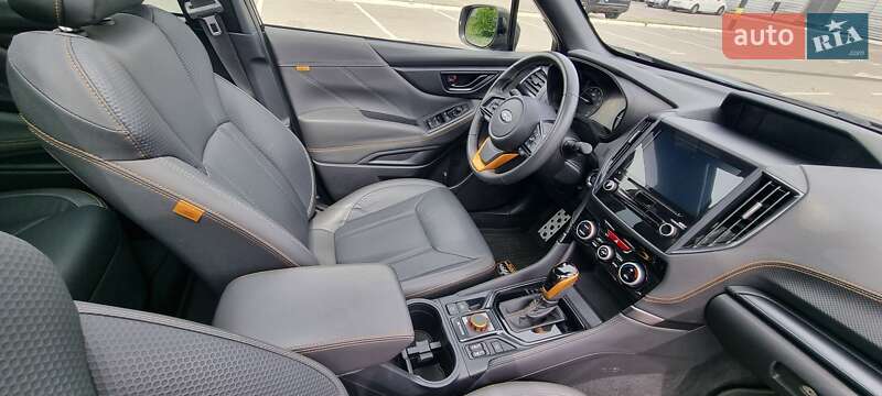 Внедорожник / Кроссовер Subaru Forester 2022 в Киеве