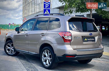 Внедорожник / Кроссовер Subaru Forester 2016 в 