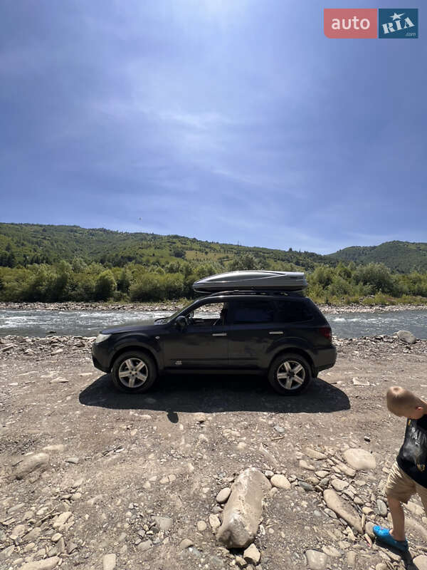 Внедорожник / Кроссовер Subaru Forester 2008 в 