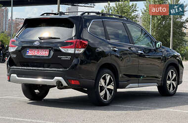 Внедорожник / Кроссовер Subaru Forester 2019 в 
