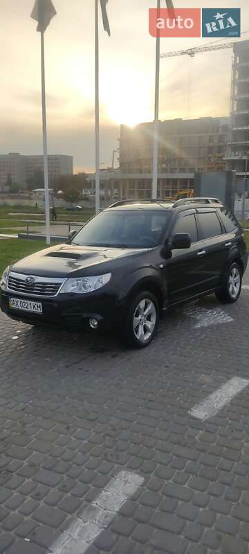 Внедорожник / Кроссовер Subaru Forester 2010 в Кропивницком