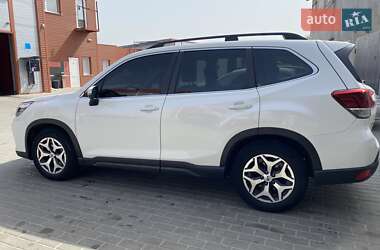 Внедорожник / Кроссовер Subaru Forester 2018 в 