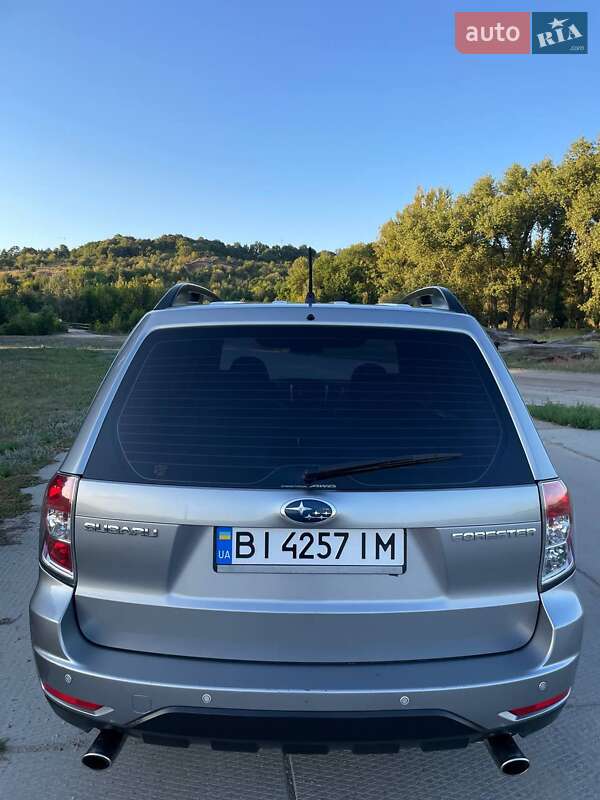 Внедорожник / Кроссовер Subaru Forester 2008 в Гадяче