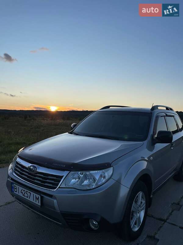 Внедорожник / Кроссовер Subaru Forester 2008 в Гадяче