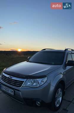 Внедорожник / Кроссовер Subaru Forester 2008 в 