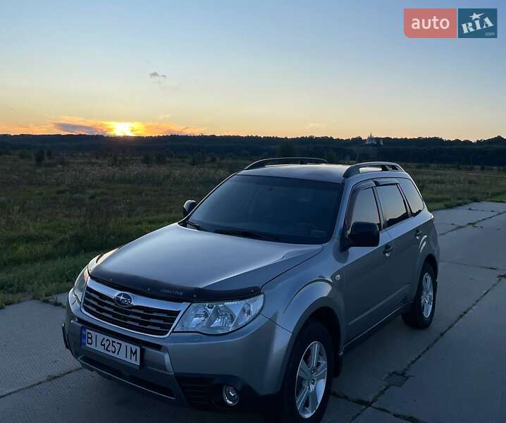 Внедорожник / Кроссовер Subaru Forester 2008 в Гадяче