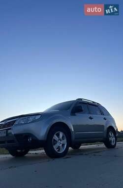 Внедорожник / Кроссовер Subaru Forester 2008 в 