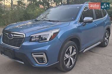 Внедорожник / Кроссовер Subaru Forester 2021 в Киеве