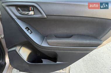 Внедорожник / Кроссовер Subaru Forester 2014 в 