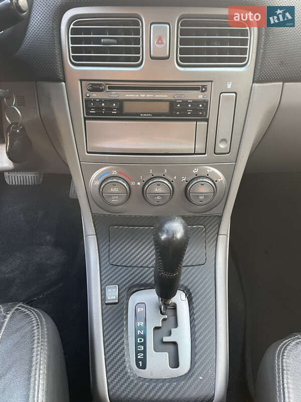 Внедорожник / Кроссовер Subaru Forester 2004 в Тернополе