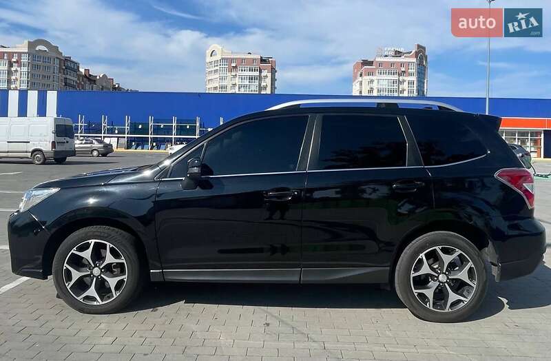 Позашляховик / Кросовер Subaru Forester 2015 в Умані