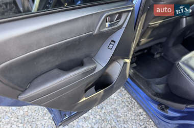 Внедорожник / Кроссовер Subaru Forester 2014 в 
