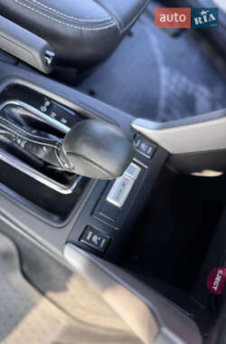 Внедорожник / Кроссовер Subaru Forester 2014 в 