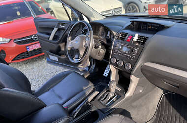 Внедорожник / Кроссовер Subaru Forester 2014 в 