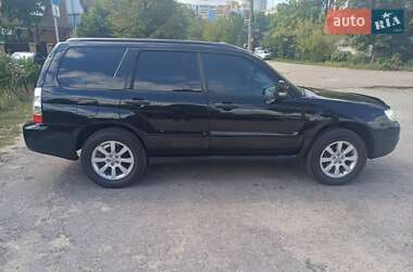 Внедорожник / Кроссовер Subaru Forester 2006 в 