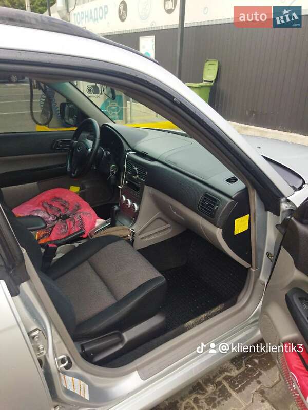Позашляховик / Кросовер Subaru Forester 2007 в Києві
