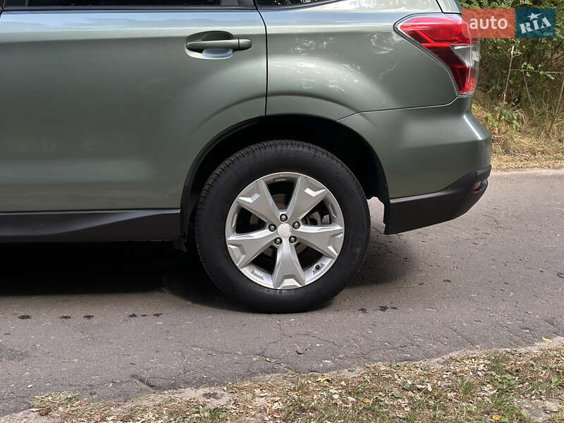 Позашляховик / Кросовер Subaru Forester 2016 в Ковелі