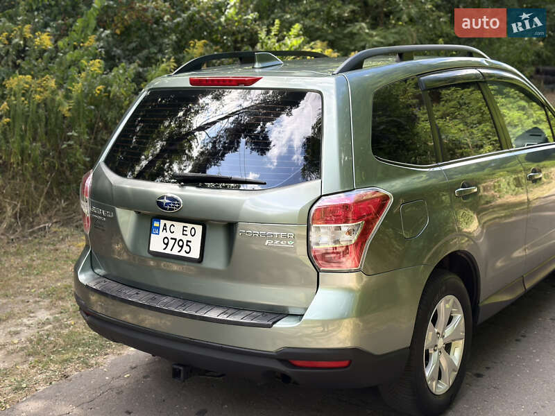 Позашляховик / Кросовер Subaru Forester 2016 в Ковелі