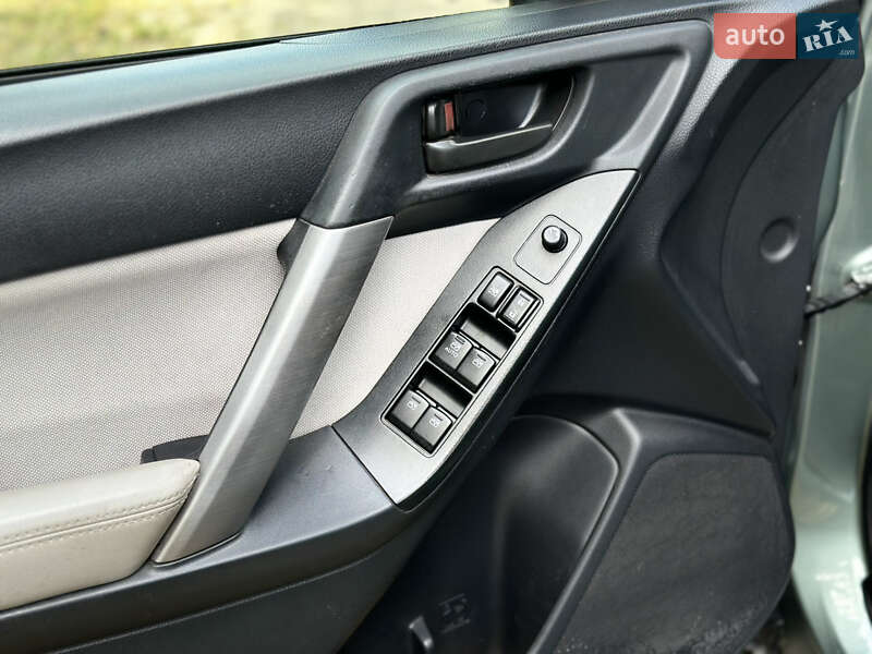 Позашляховик / Кросовер Subaru Forester 2016 в Ковелі