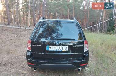 Внедорожник / Кроссовер Subaru Forester 2010 в 