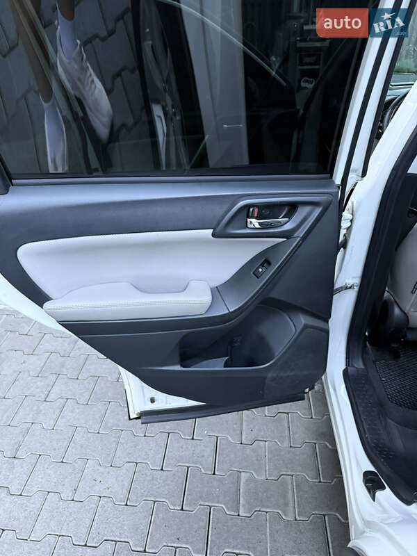 Внедорожник / Кроссовер Subaru Forester 2014 в Киеве фото 19 Внедорожник / Кроссовер Subaru Forester 2014 в Киеве
