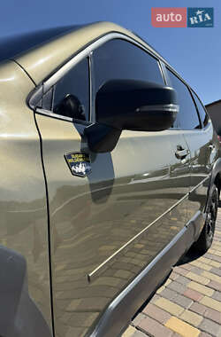 Внедорожник / Кроссовер Subaru Forester 2022 в 
