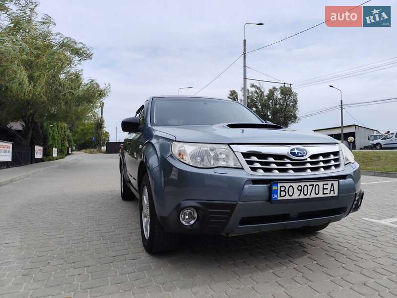 Внедорожник / Кроссовер Subaru Forester 2011 в Красилове