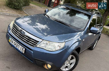 Внедорожник / Кроссовер Subaru Forester 2008 в 