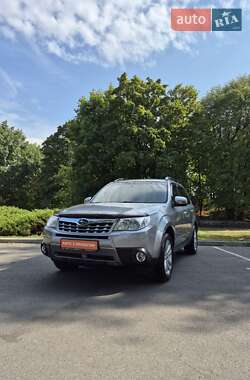 Позашляховик / Кросовер Subaru Forester 2011 в Черкасах
