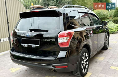 Внедорожник / Кроссовер Subaru Forester 2014 в 
