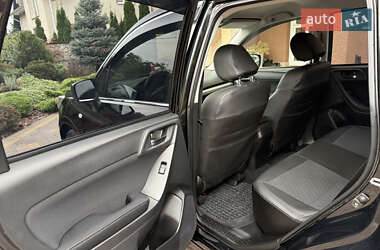 Внедорожник / Кроссовер Subaru Forester 2014 в 