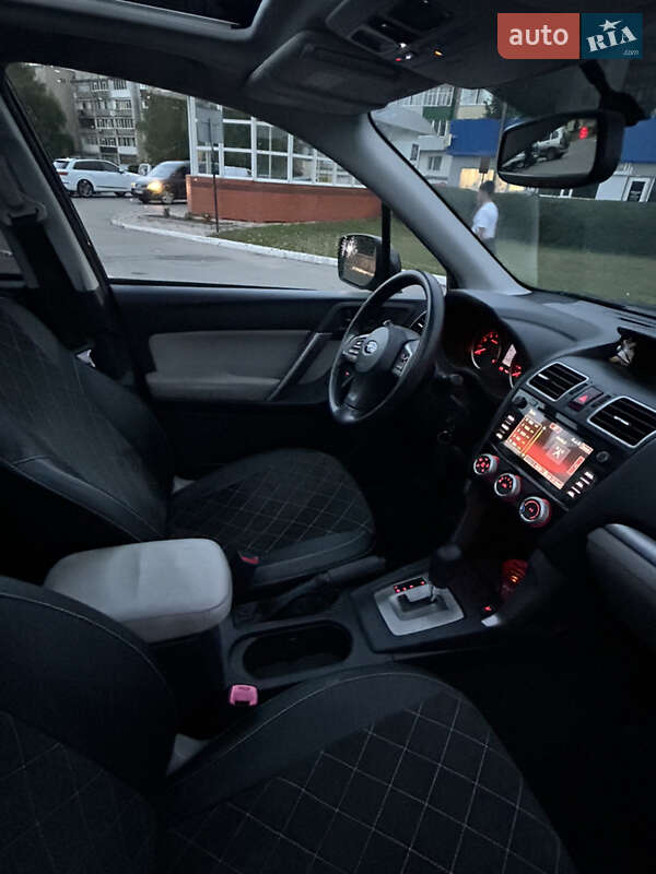 Внедорожник / Кроссовер Subaru Forester 2015 в Сумах