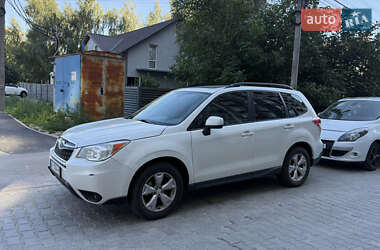 Внедорожник / Кроссовер Subaru Forester 2014 в 