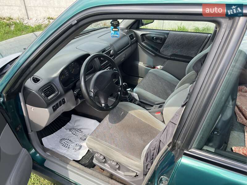 Позашляховик / Кросовер Subaru Forester 1997 в Львові