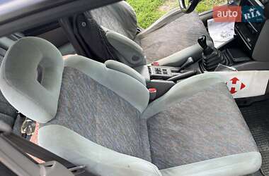 Внедорожник / Кроссовер Subaru Forester 1997 в 