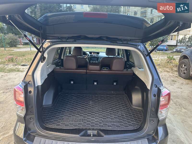 Внедорожник / Кроссовер Subaru Forester 2016 в Сумах