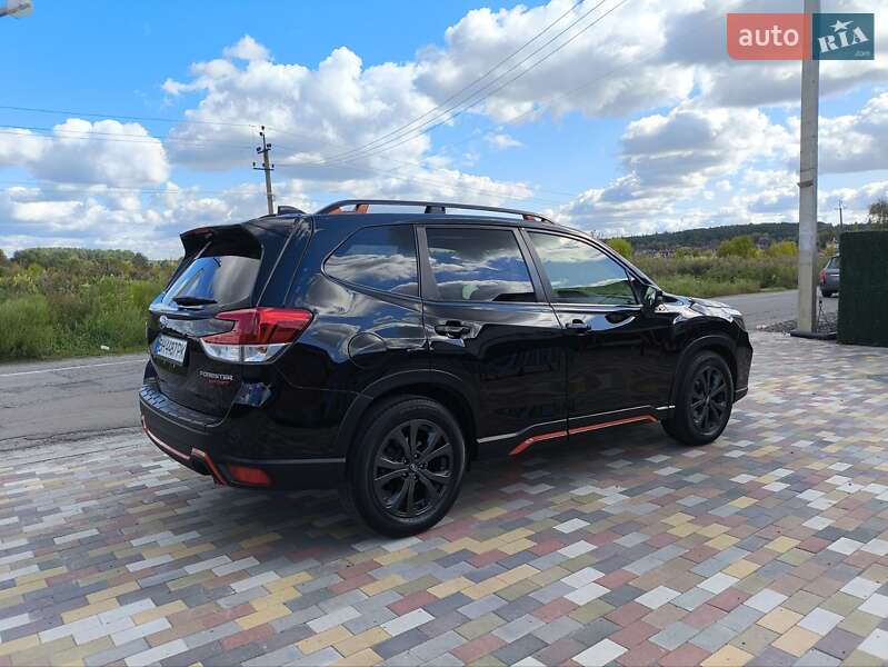 Внедорожник / Кроссовер Subaru Forester 2018 в Киеве