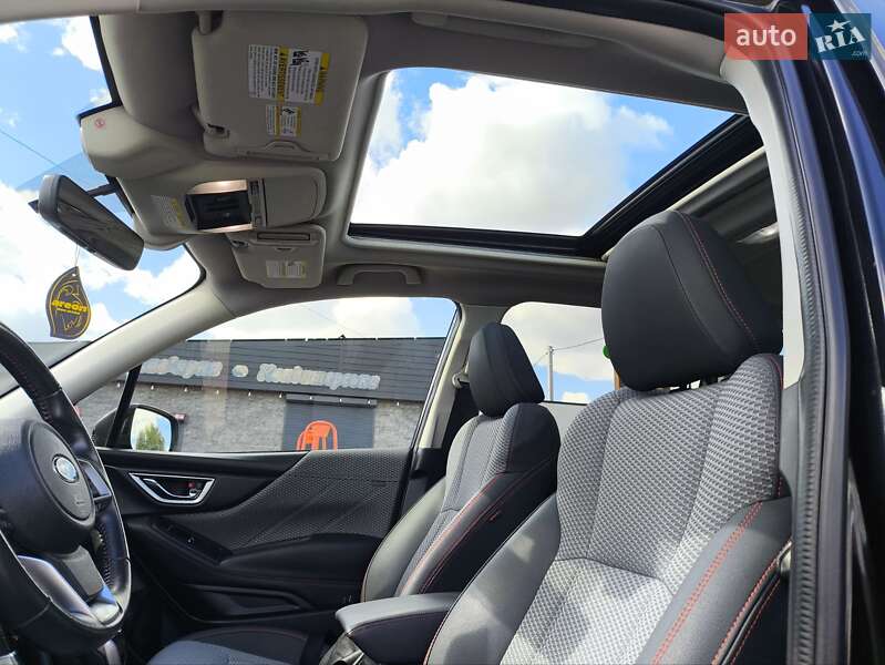 Внедорожник / Кроссовер Subaru Forester 2018 в Киеве