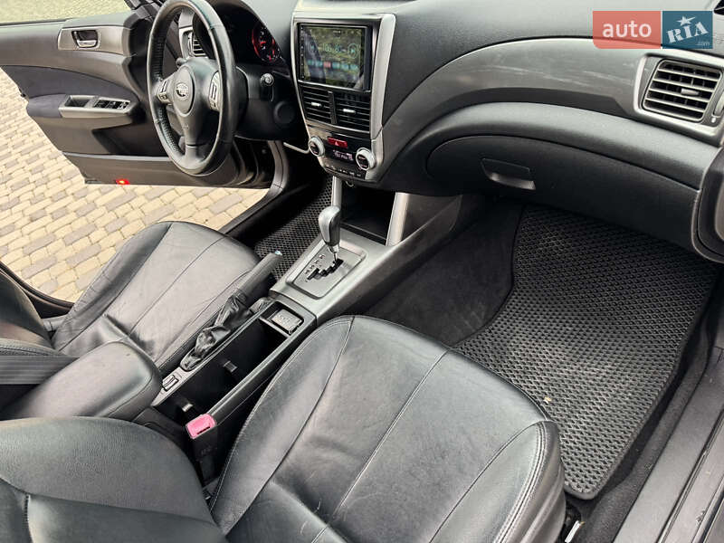 Внедорожник / Кроссовер Subaru Forester 2011 в Ивано-Франковске