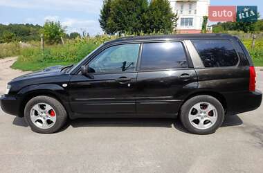 Внедорожник / Кроссовер Subaru Forester 2004 в 