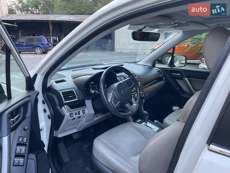 Внедорожник / Кроссовер Subaru Forester 2016 в Одессе