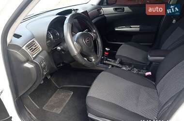 Внедорожник / Кроссовер Subaru Forester 2009 в 