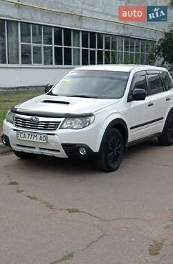 Внедорожник / Кроссовер Subaru Forester 2009 в 