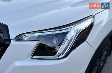 Внедорожник / Кроссовер Subaru Forester 2023 в 