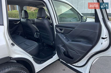 Внедорожник / Кроссовер Subaru Forester 2023 в 
